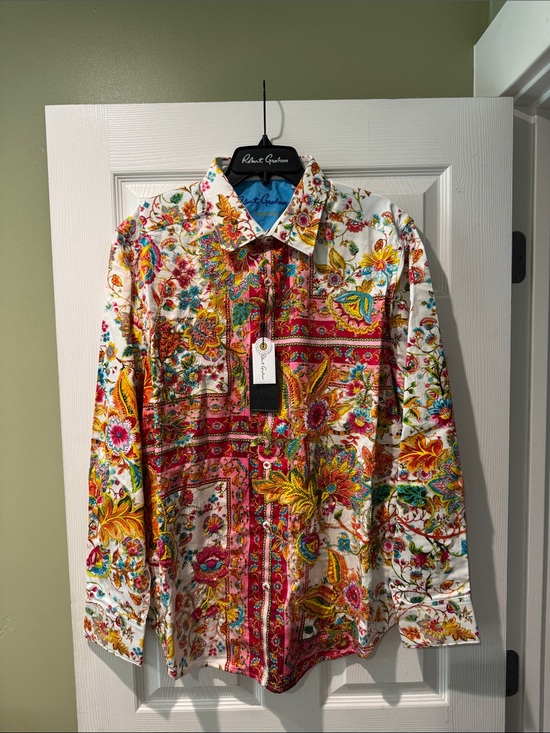 Robert Graham Other - Robert Graham Limited Edition "Giverny Flowers" Shirt